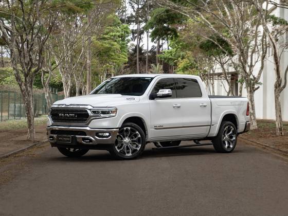 RAM 1500 5.7 V8 GASOLINA LIMITED CD 4X4 AUTOMÁTICO